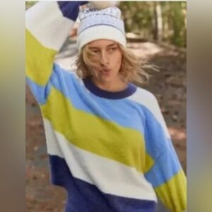 Aerie Women’s Flurry Crew Neck Sweater Oversized Small Blue, Green, and White